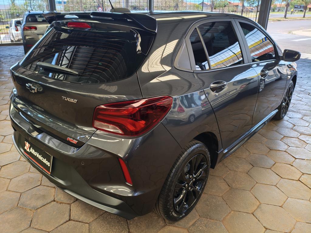 CHEVROLET Onix Hatch - Foto