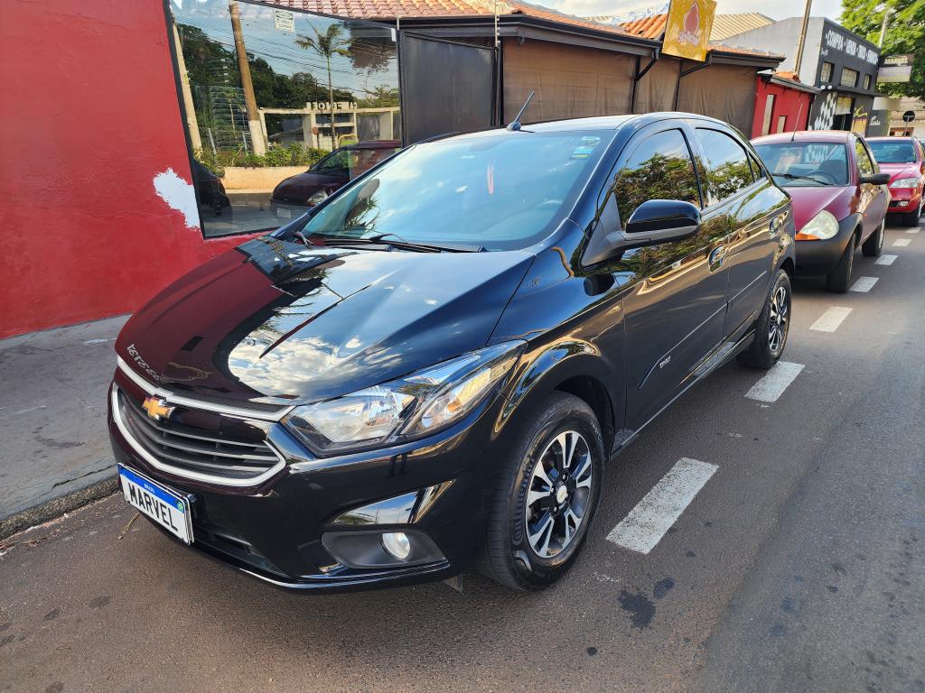 CHEVROLET Onix Hatch - Foto