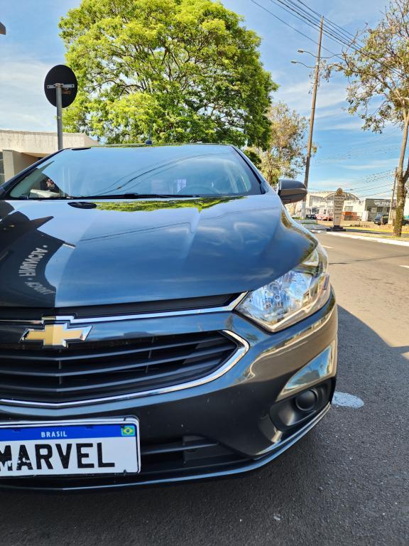 CHEVROLET Onix Hatch - Foto