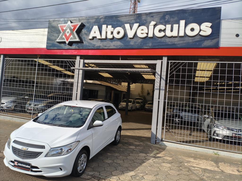 CHEVROLET Onix Hatch - Foto