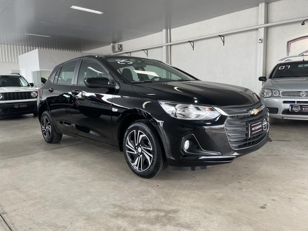 CHEVROLET Onix Hatch - Foto