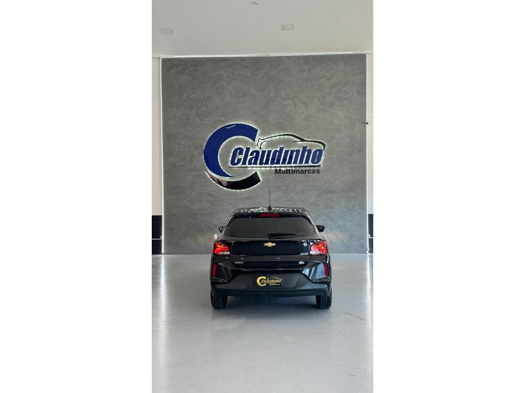CHEVROLET Onix Hatch - Foto