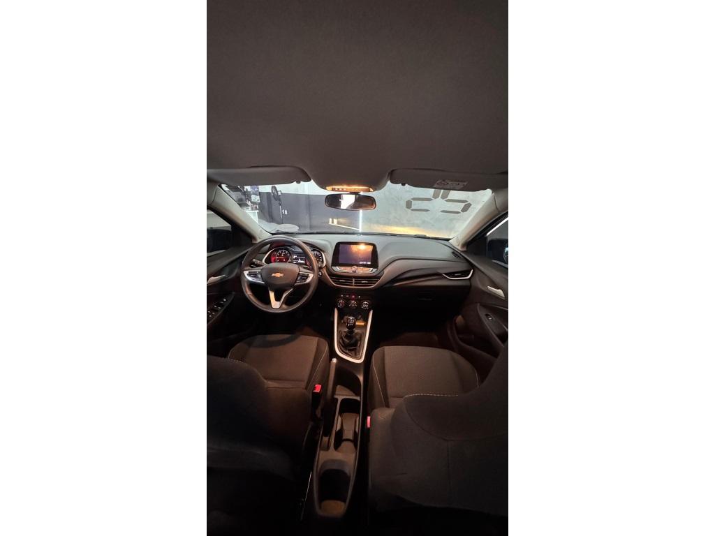 CHEVROLET Onix Hatch - Foto