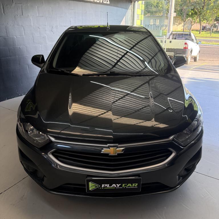 CHEVROLET Onix Hatch - Foto