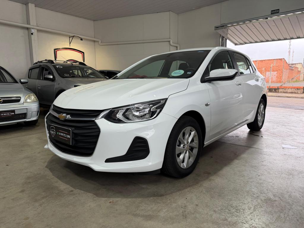 CHEVROLET Onix Hatch - Foto