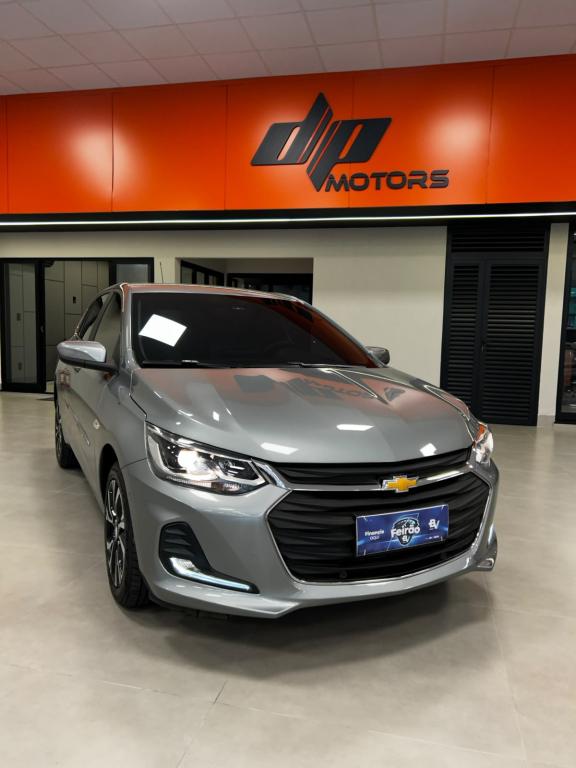 CHEVROLET Onix Hatch - Foto
