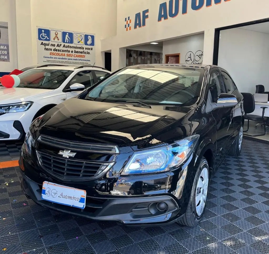 CHEVROLET Onix Hatch