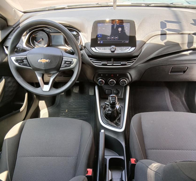 CHEVROLET Onix Hatch - Foto