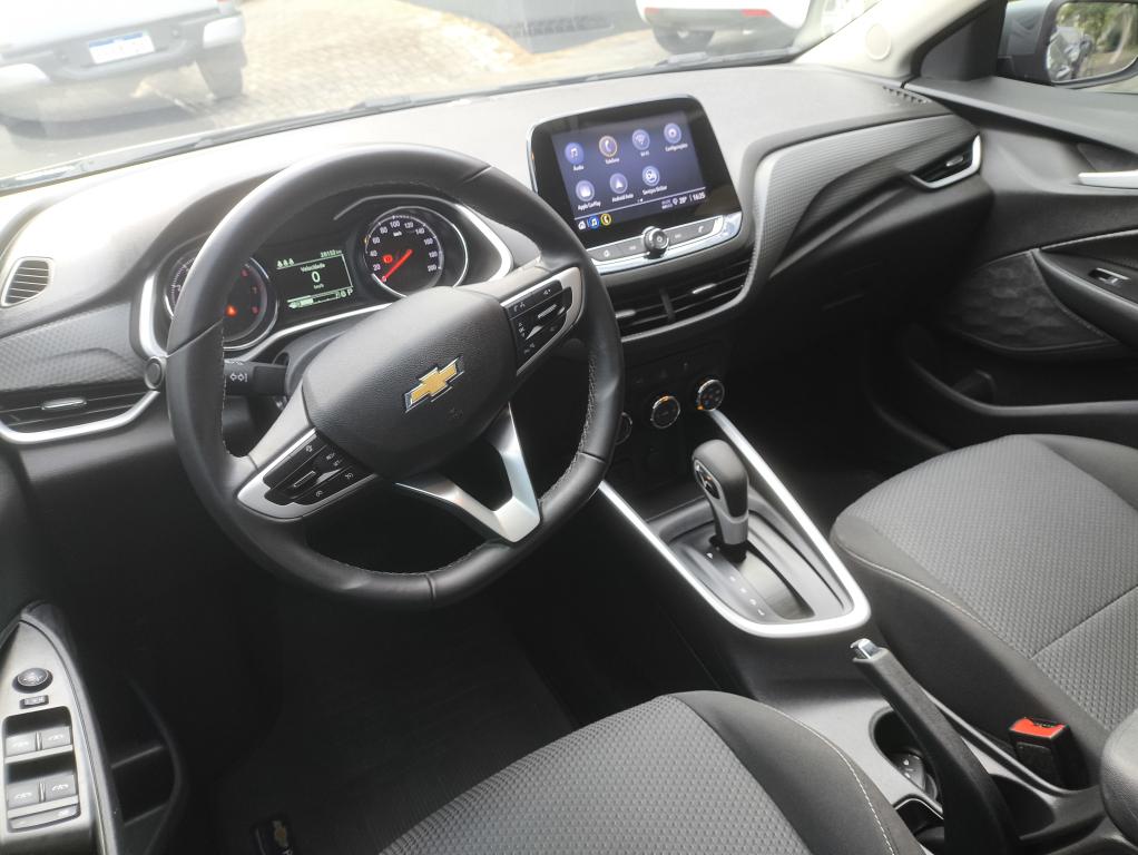 CHEVROLET Onix Hatch - Foto