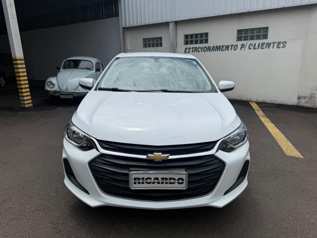 CHEVROLET Onix Hatch
