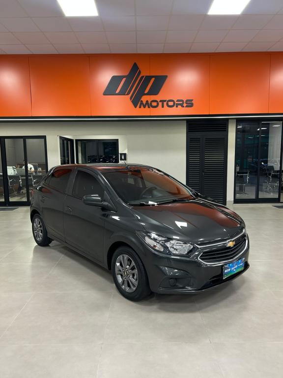 CHEVROLET Onix Hatch - Foto