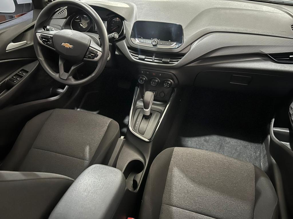 CHEVROLET Onix Sedan - Foto