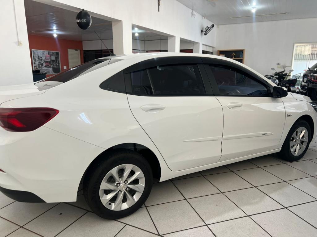 CHEVROLET Onix Sedan - Foto