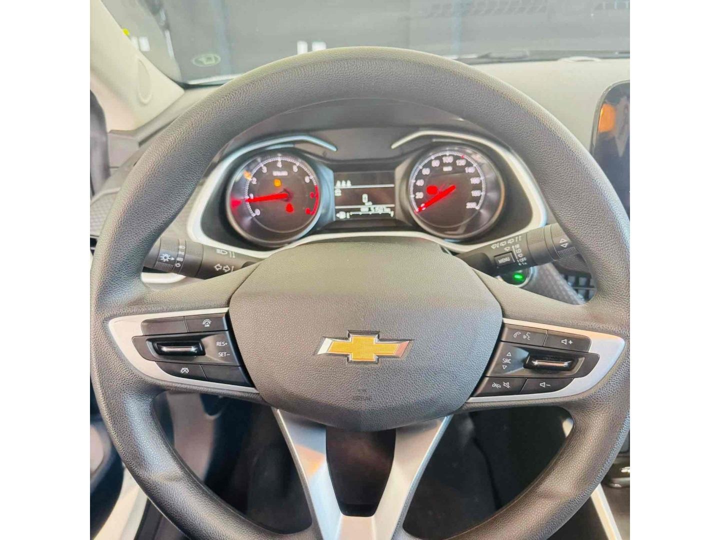 CHEVROLET Onix Sedan - Foto