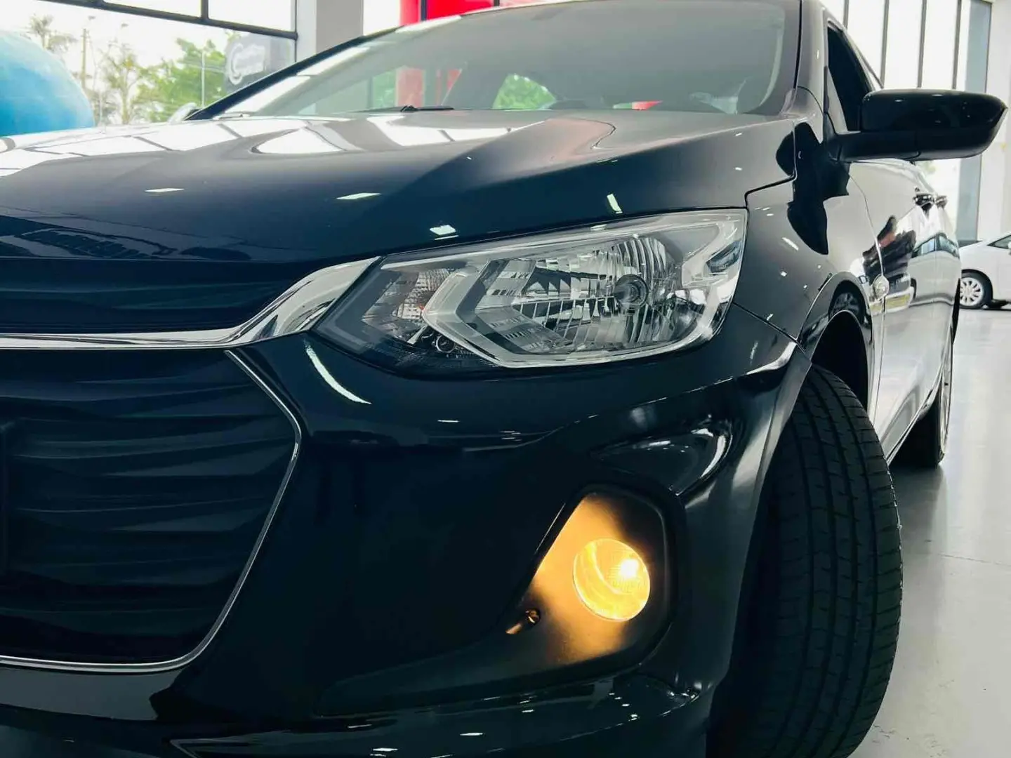 CHEVROLET Onix Sedan - Foto