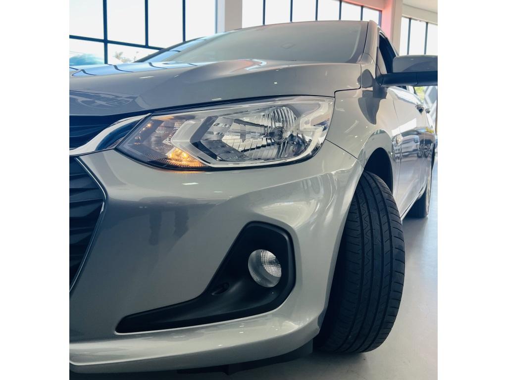 CHEVROLET Onix Sedan - Foto