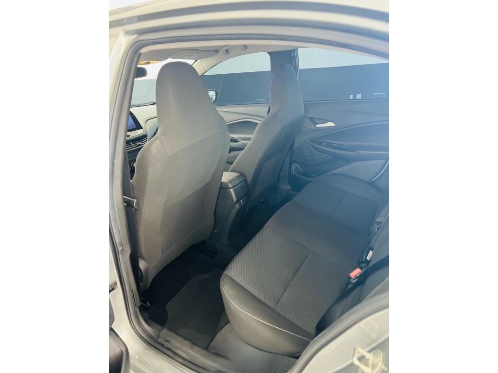 CHEVROLET Onix Sedan - Foto