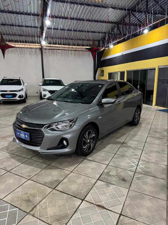 CHEVROLET Onix Sedan - Foto
