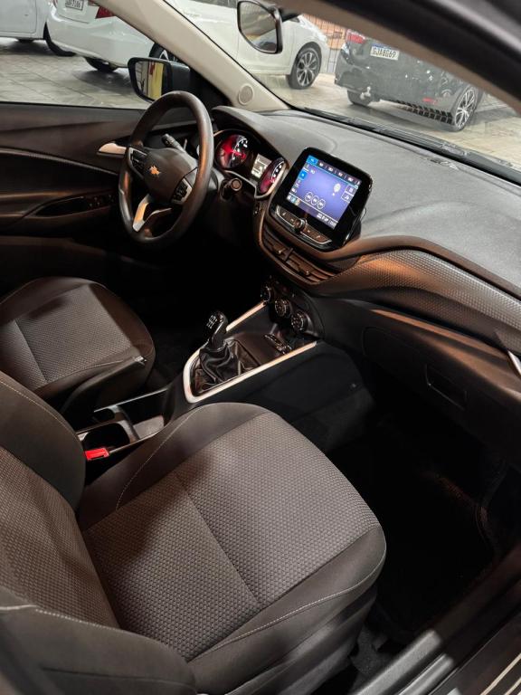 CHEVROLET Onix Sedan - Foto