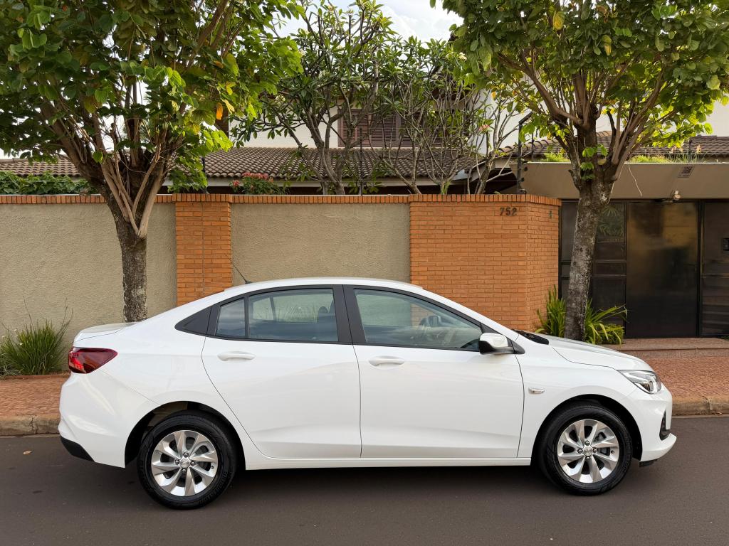 CHEVROLET Onix Sedan - Foto