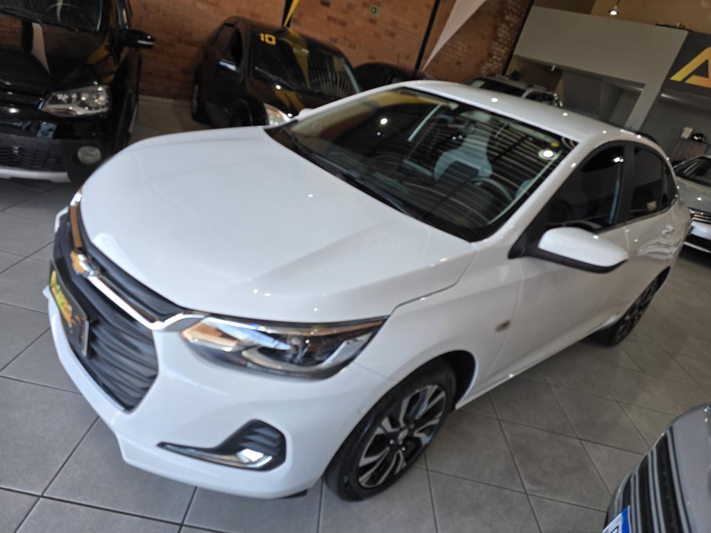 CHEVROLET Onix Sedan - Foto