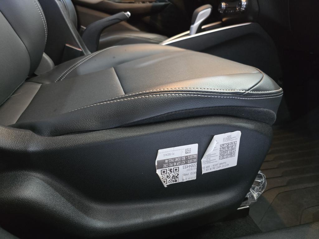 CHEVROLET Onix Sedan - Foto