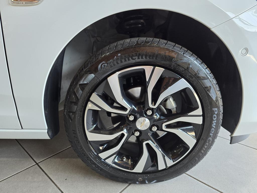 CHEVROLET Onix Sedan - Foto