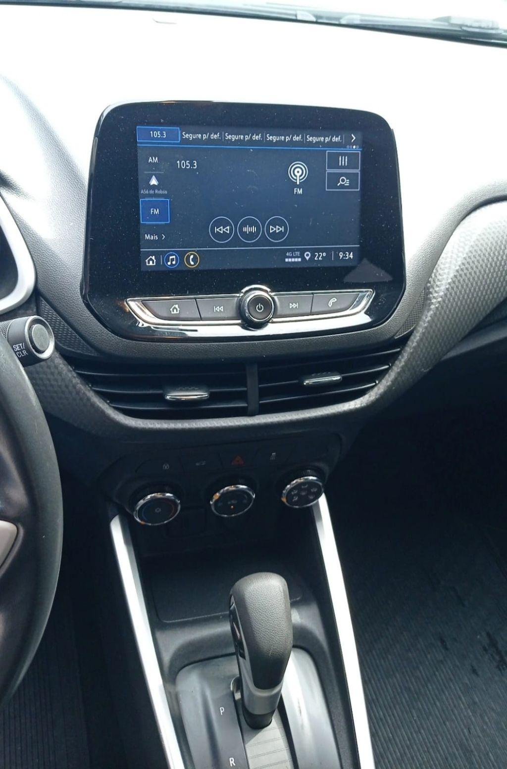 CHEVROLET Onix Sedan - Foto