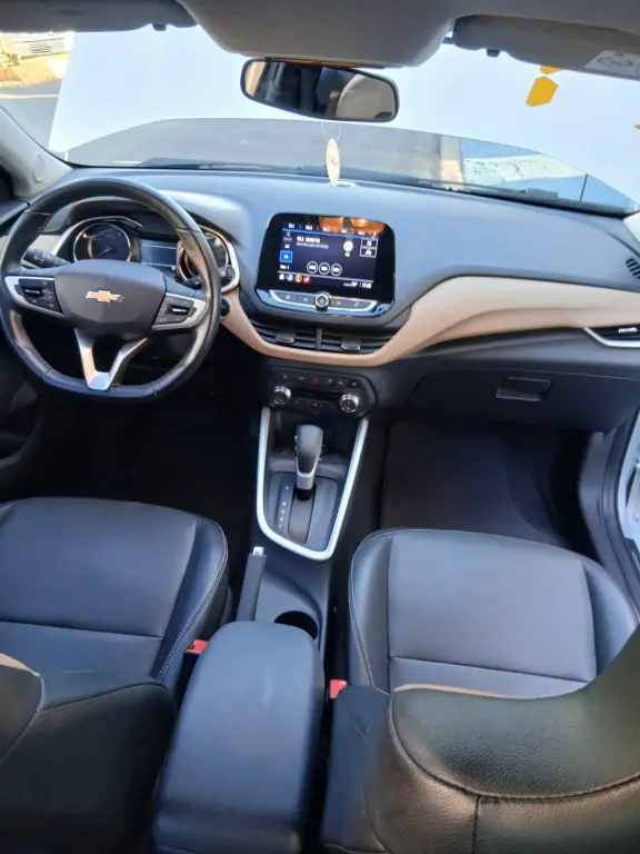 CHEVROLET Onix Sedan - Foto