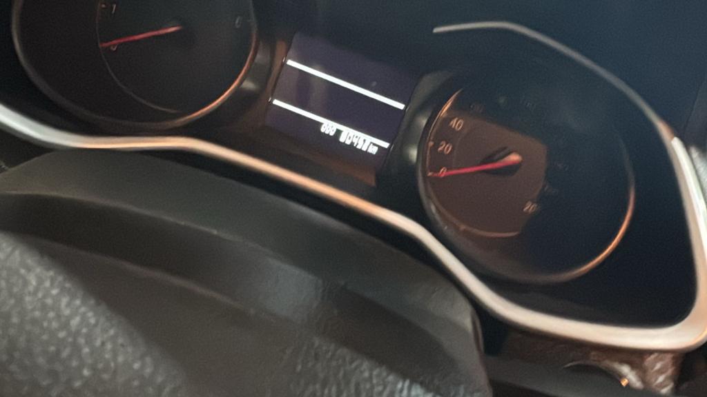 CHEVROLET Onix Sedan - Foto