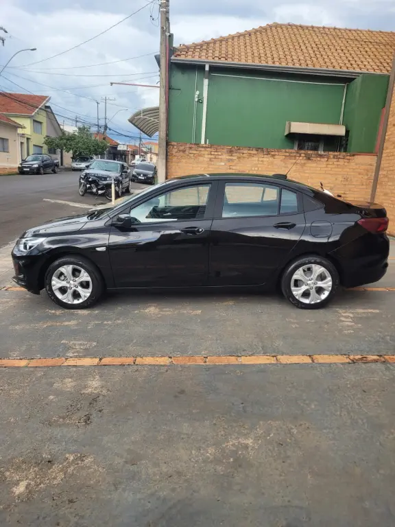 CHEVROLET Onix Sedan - Foto