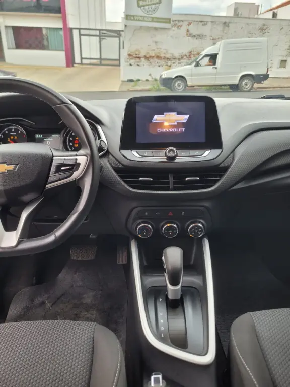 CHEVROLET Onix Sedan - Foto