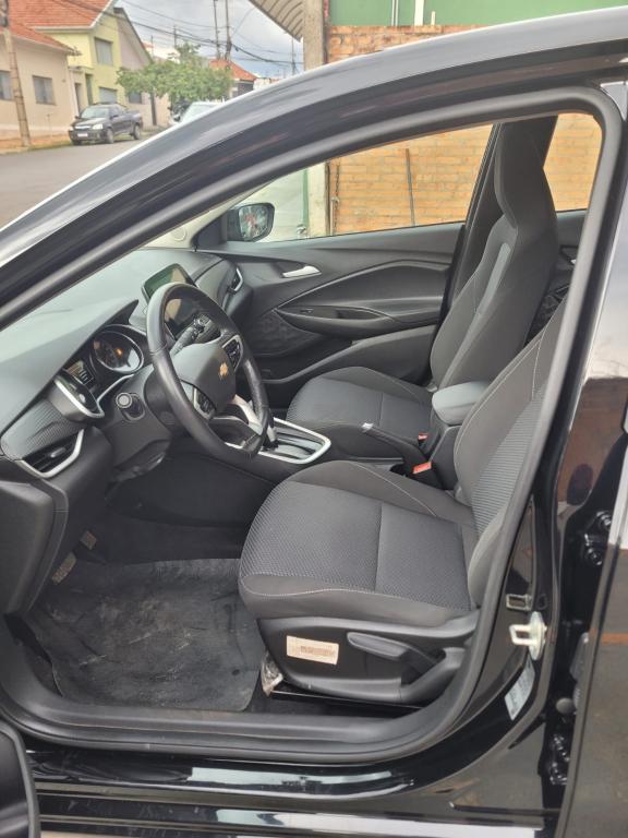 CHEVROLET Onix Sedan - Foto