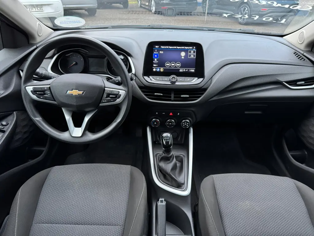 CHEVROLET Onix Sedan - Foto