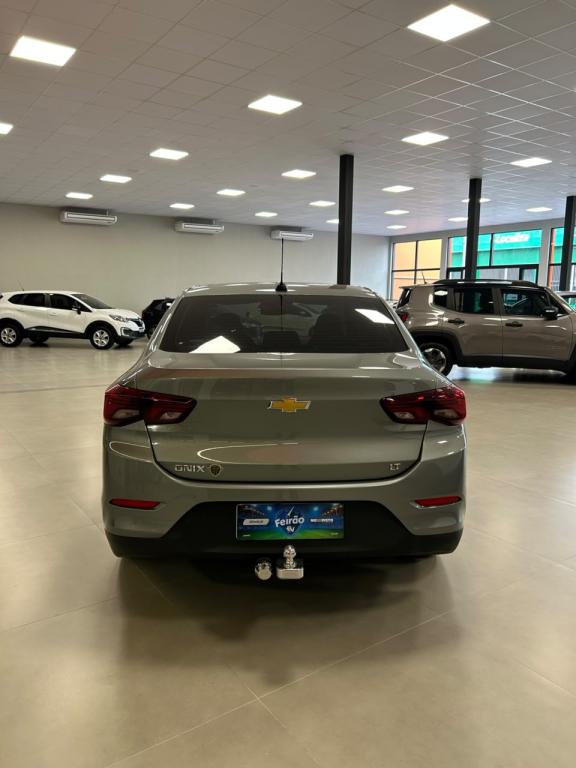 CHEVROLET Onix Sedan - Foto