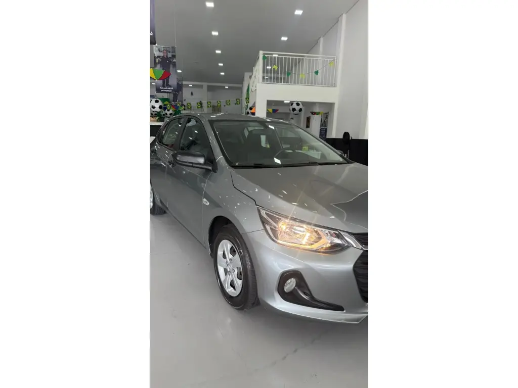 CHEVROLET Onix Sedan - Foto