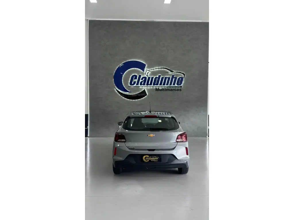 CHEVROLET Onix Sedan - Foto