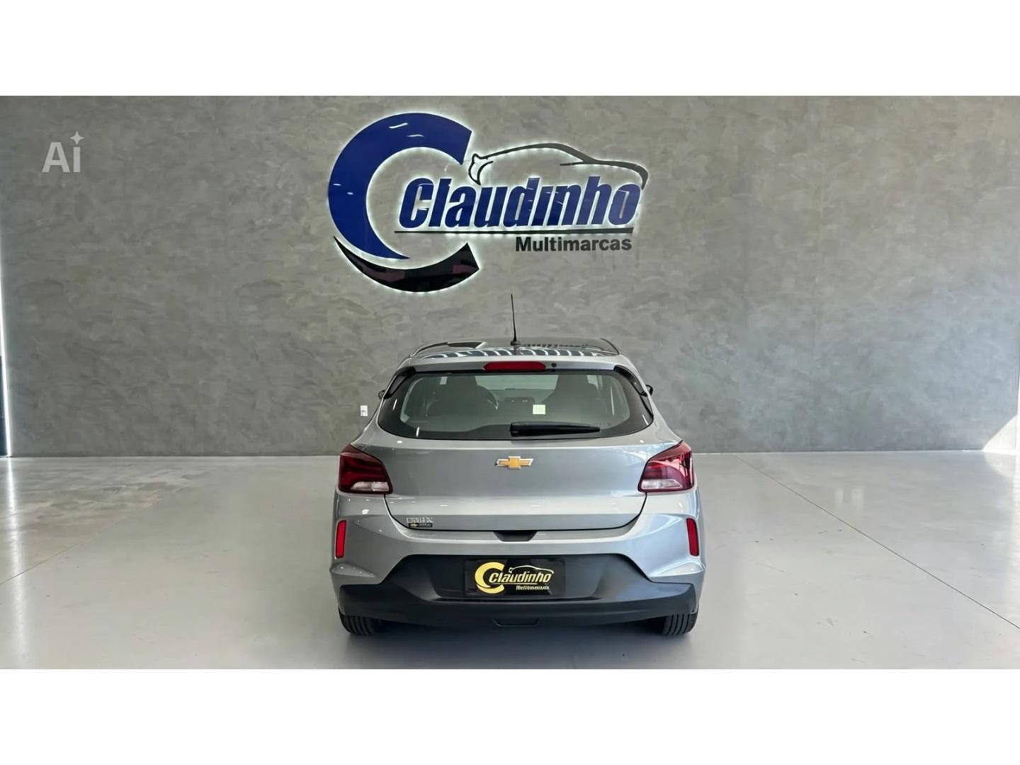 CHEVROLET Onix Sedan - Foto