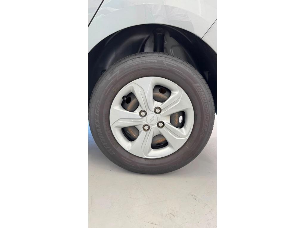 CHEVROLET Onix Sedan - Foto