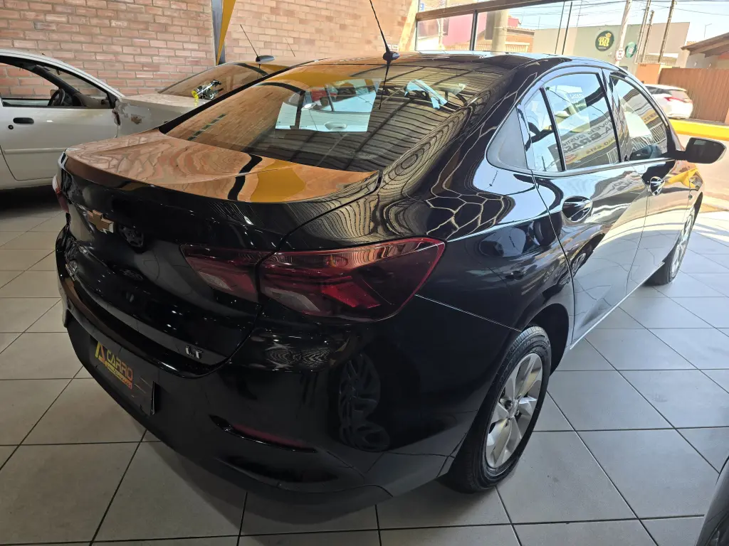 CHEVROLET Onix Sedan - Foto
