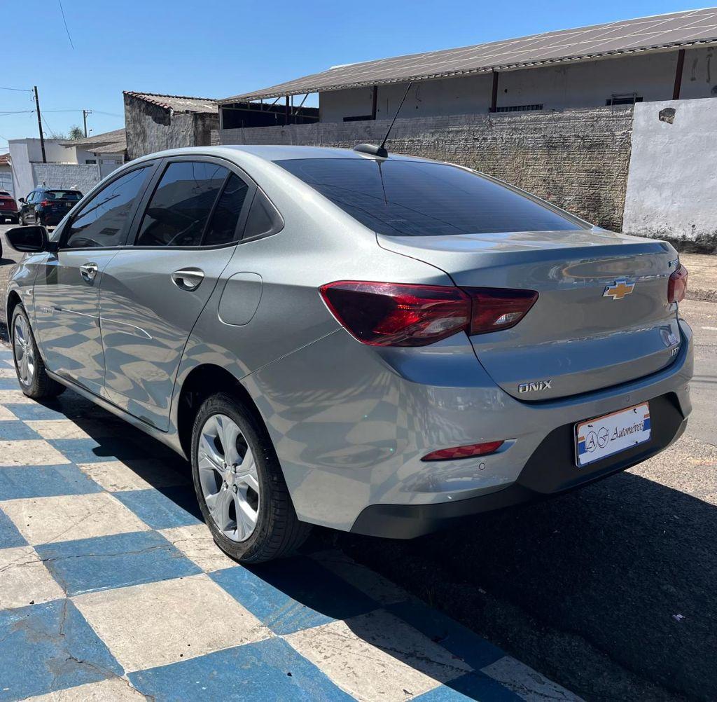 CHEVROLET Onix Sedan - Foto