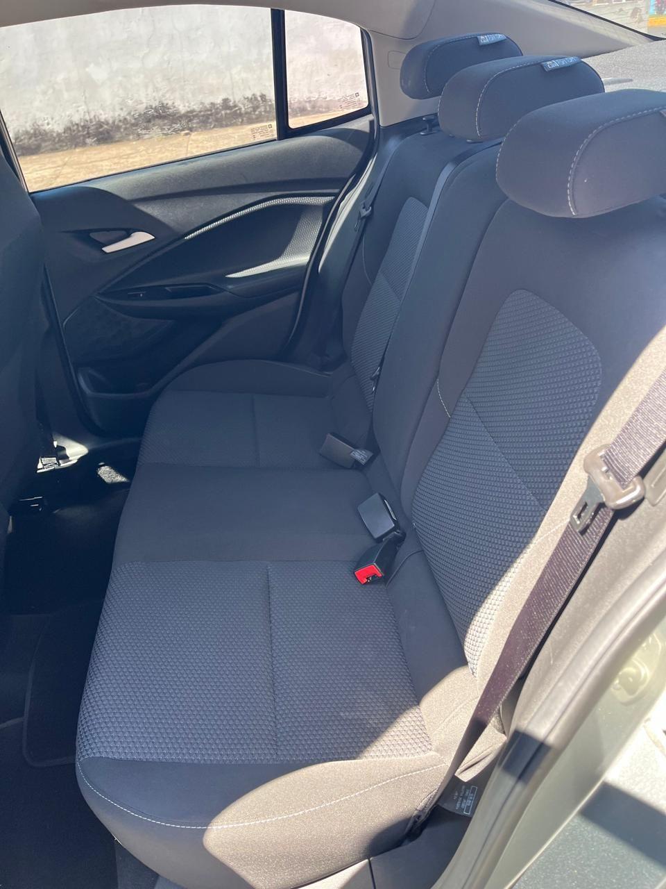 CHEVROLET Onix Sedan - Foto