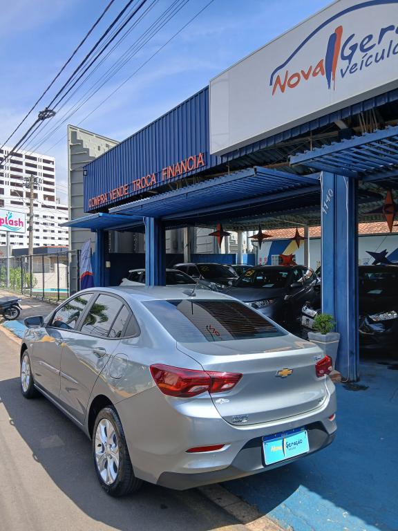 CHEVROLET Onix Sedan - Foto