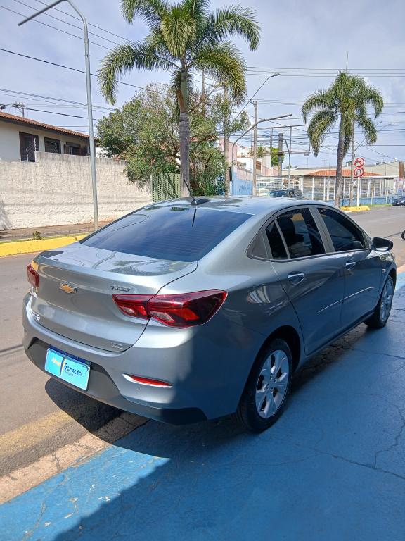 CHEVROLET Onix Sedan - Foto