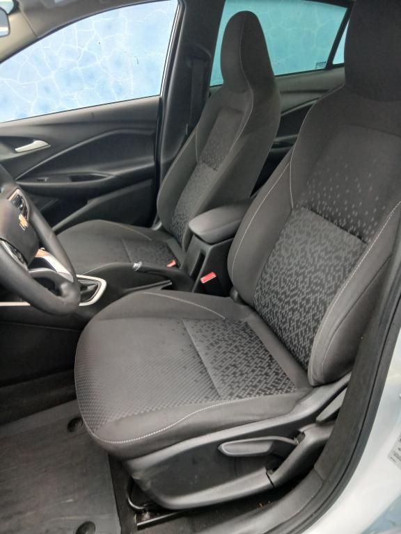 CHEVROLET Onix Sedan - Foto
