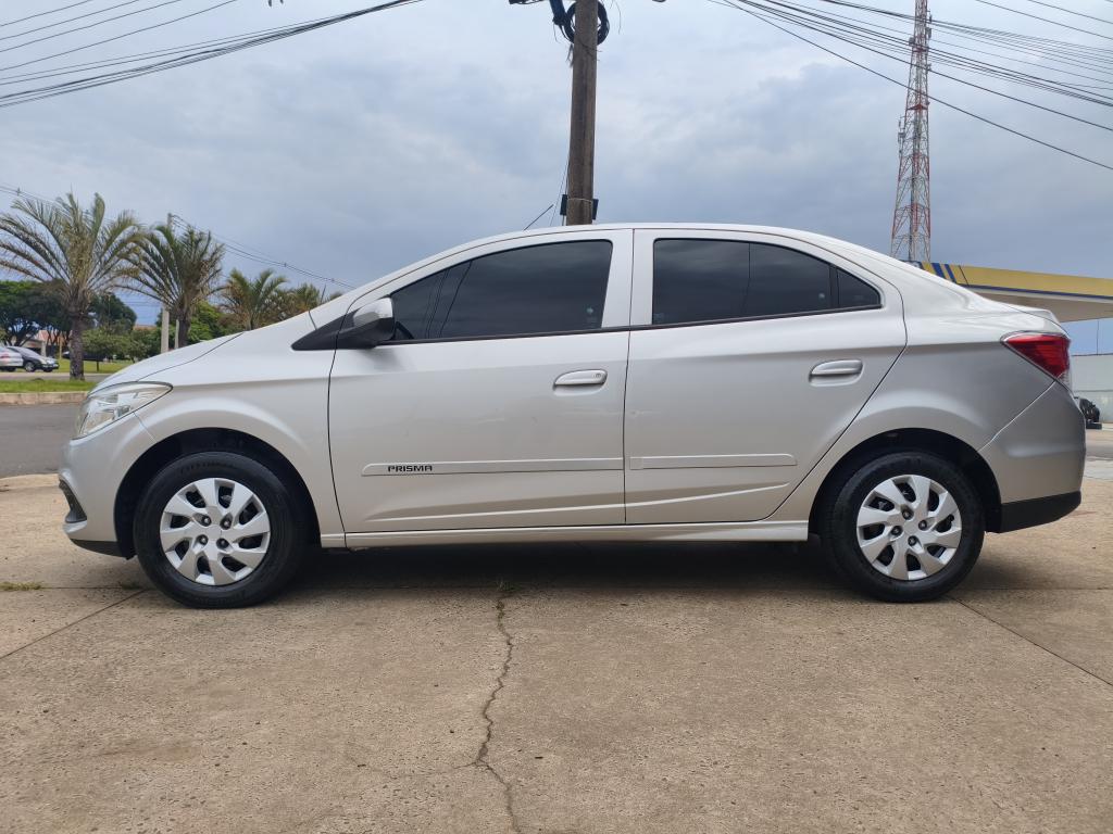CHEVROLET Prisma - Foto
