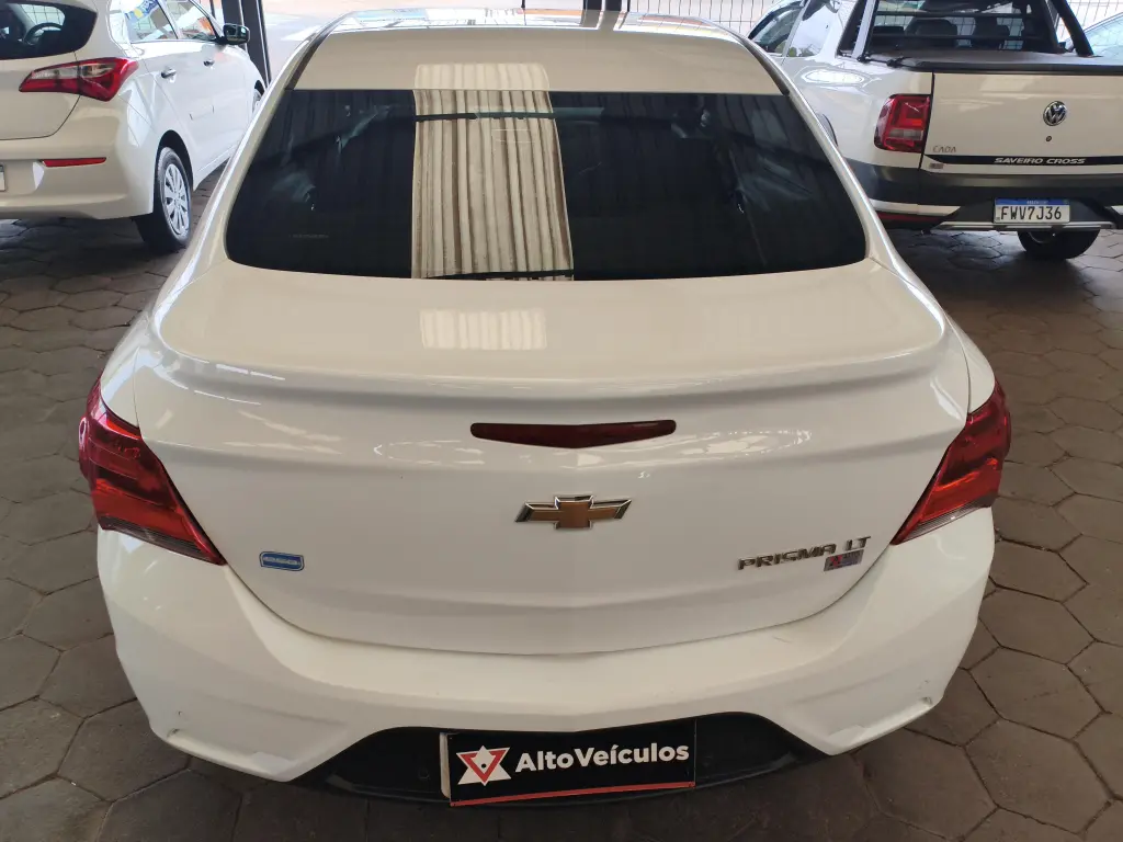 CHEVROLET Prisma - Foto