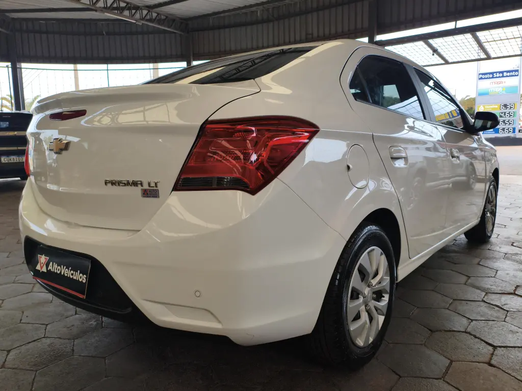 CHEVROLET Prisma - Foto