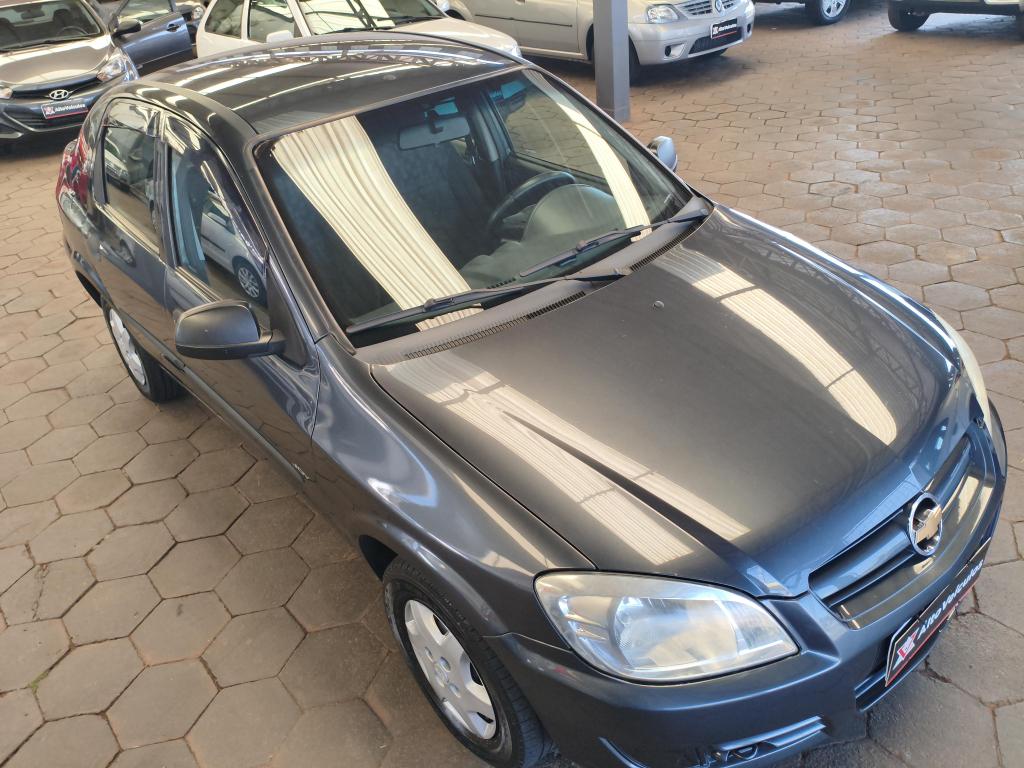 CHEVROLET Prisma - Foto