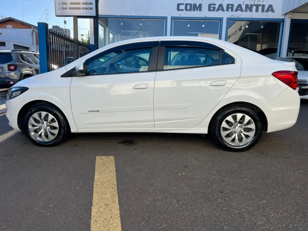 CHEVROLET Prisma - Foto